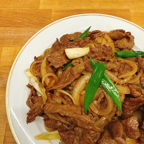Stir-fried Beef with Onion 蔥爆牛肉