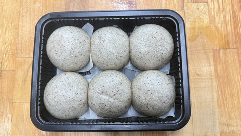 Handmade Black Sesame Lava Buns 6 pcs 手工芝麻流沙包